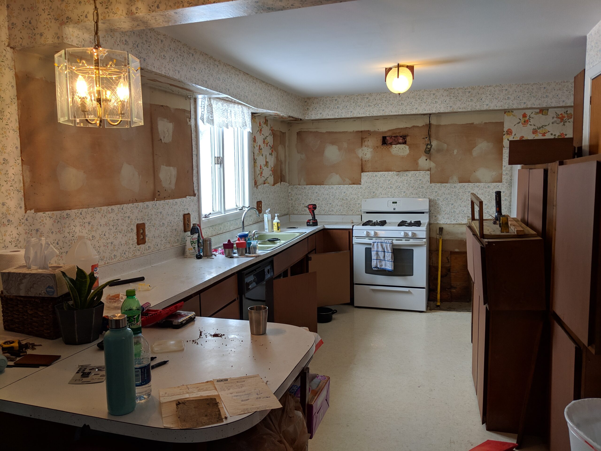 Boring 1960's Kitchen